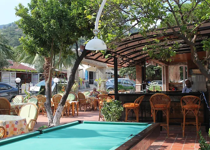 Mavibelce מלון 2*